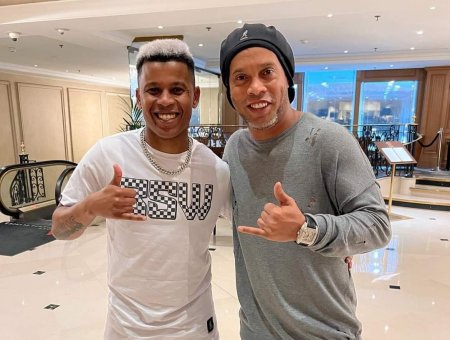 Atualizações sobre Ronaldinho